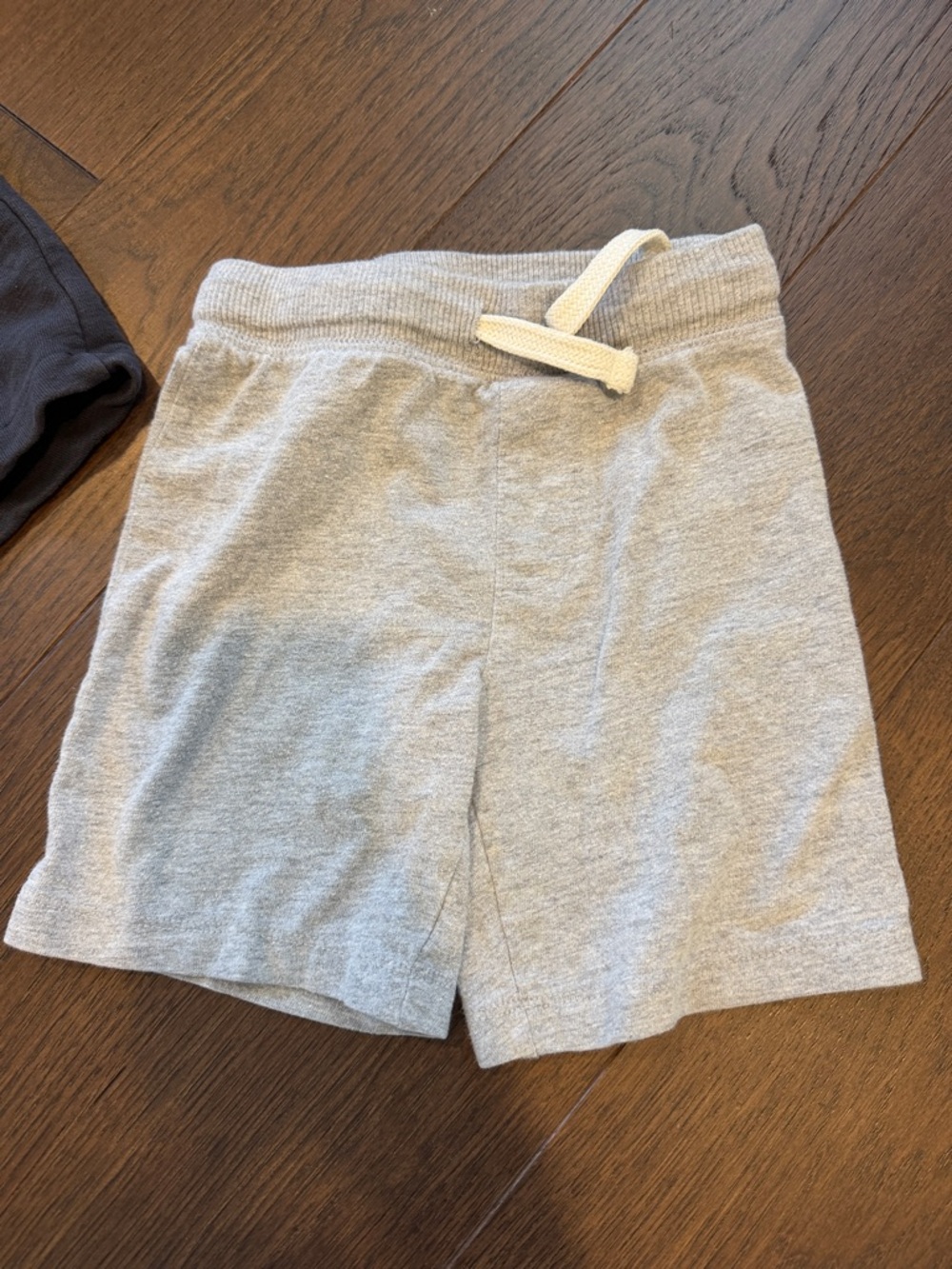 Zara/Old Navy Boys Gray Short Set Size 3 - C39-033 - Picture 2 of 9